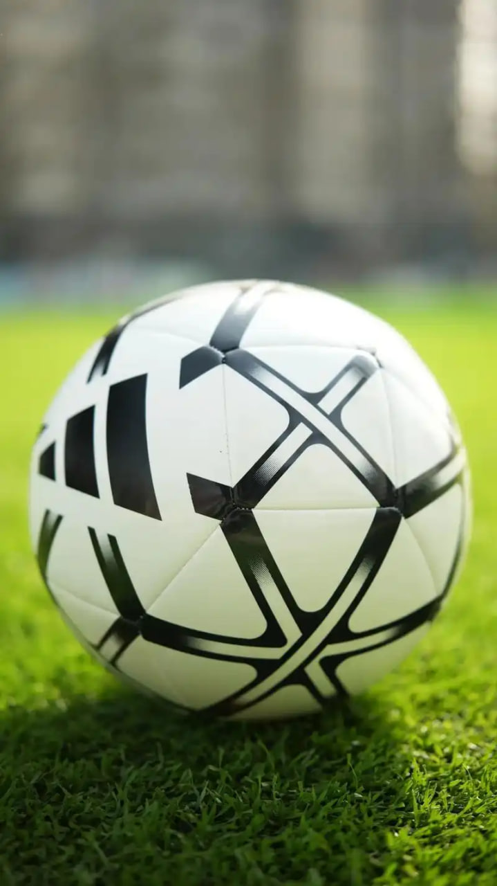 足球爱好者观赛增强